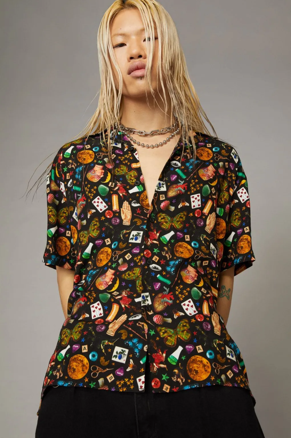 Crafty Witch Print Ss Shirt