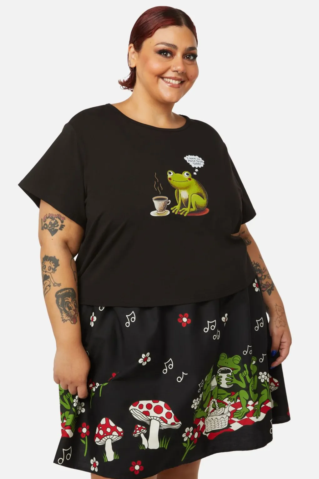 Curve Busy Tee