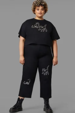Curve Spaced Out Tee