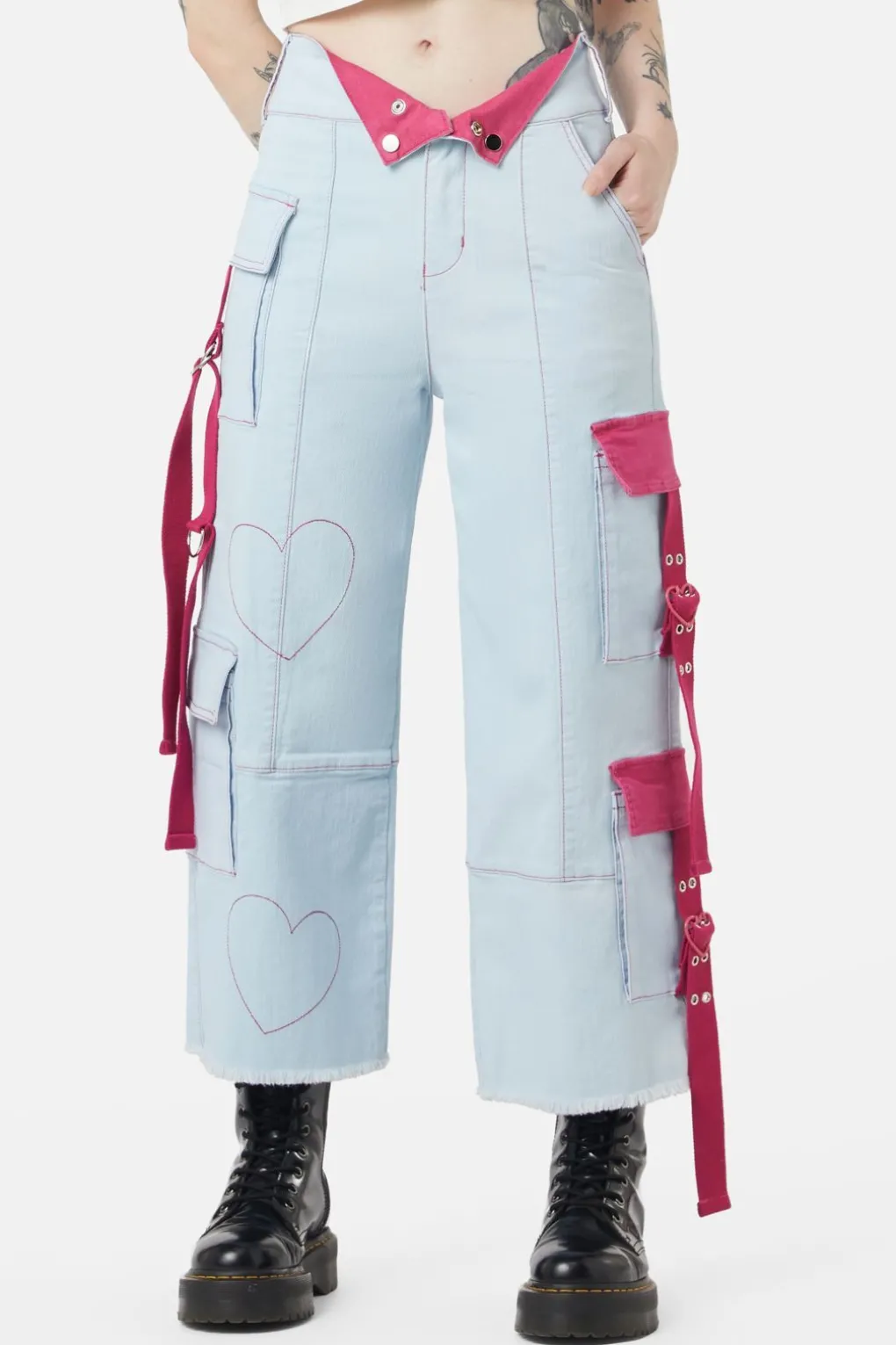 Distressed Kewties Cargo