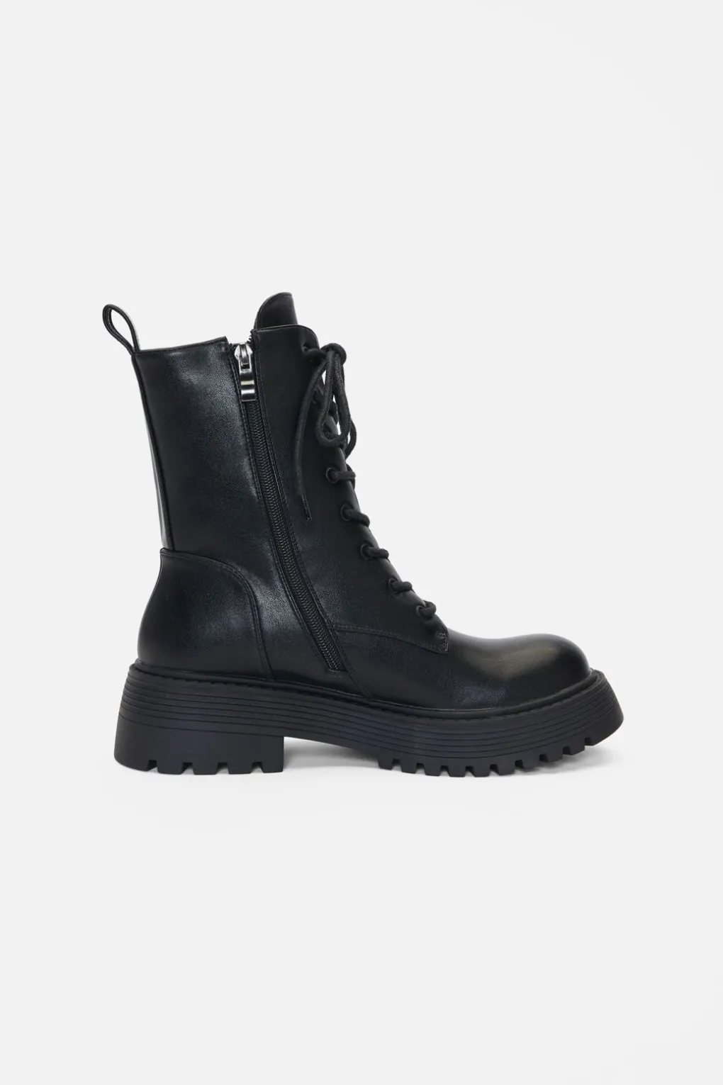 Pentagram Boot