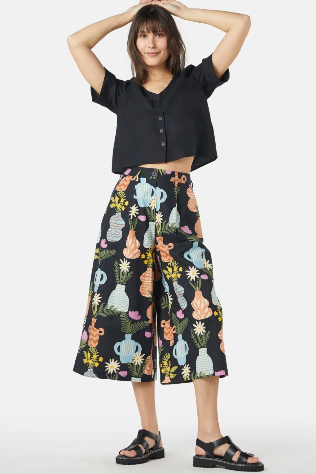Pretty Vases Skort