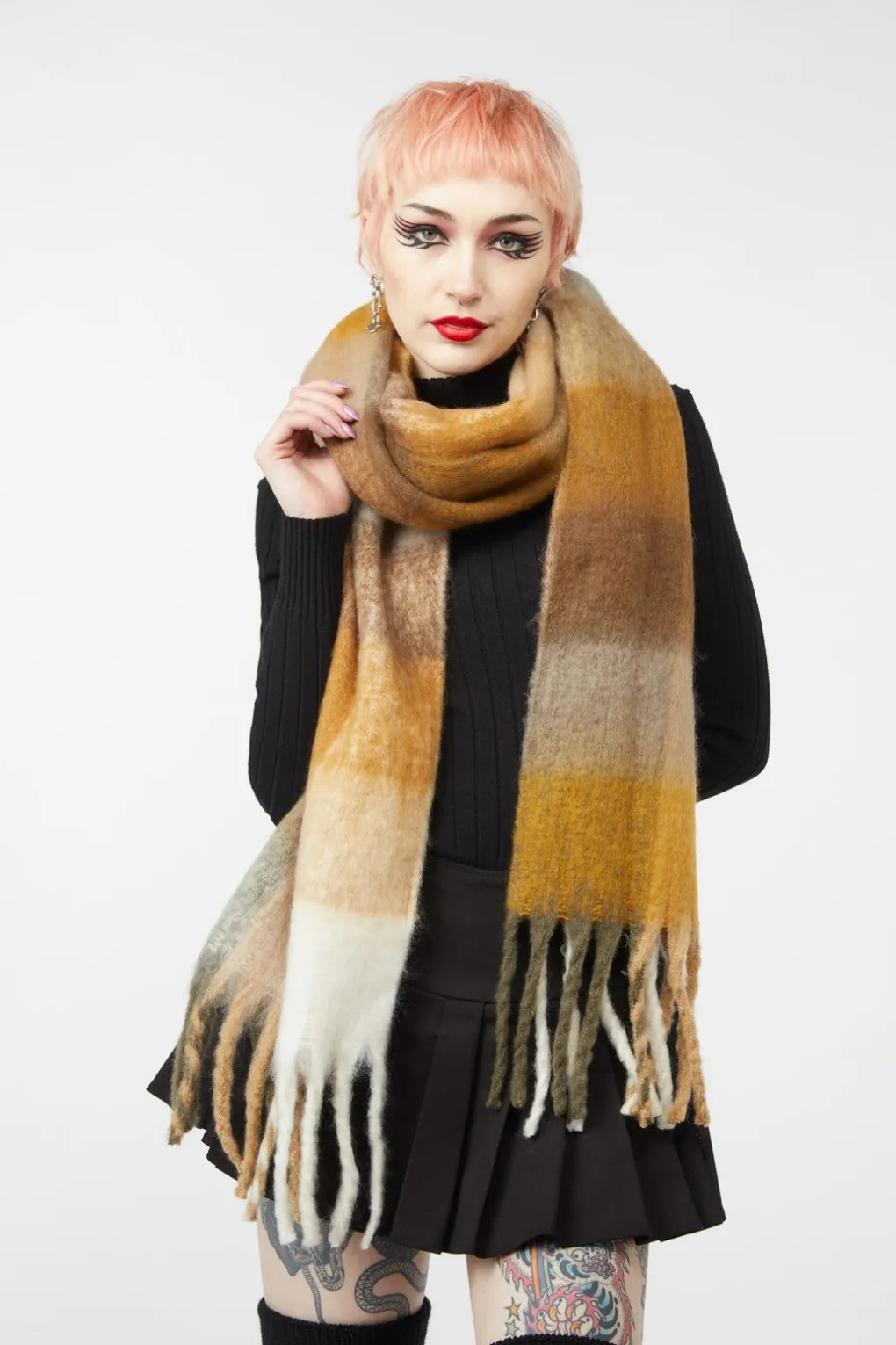 Snuggle Check Scarf